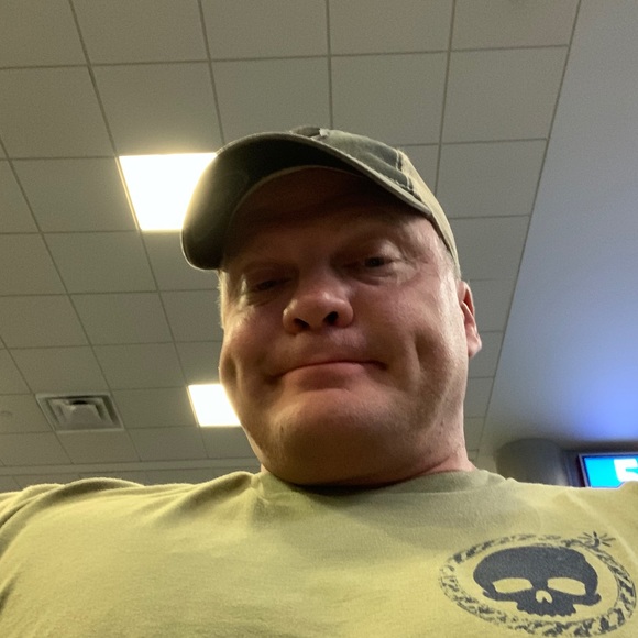 Meet your Posher, Eric - Picture 1 of 1